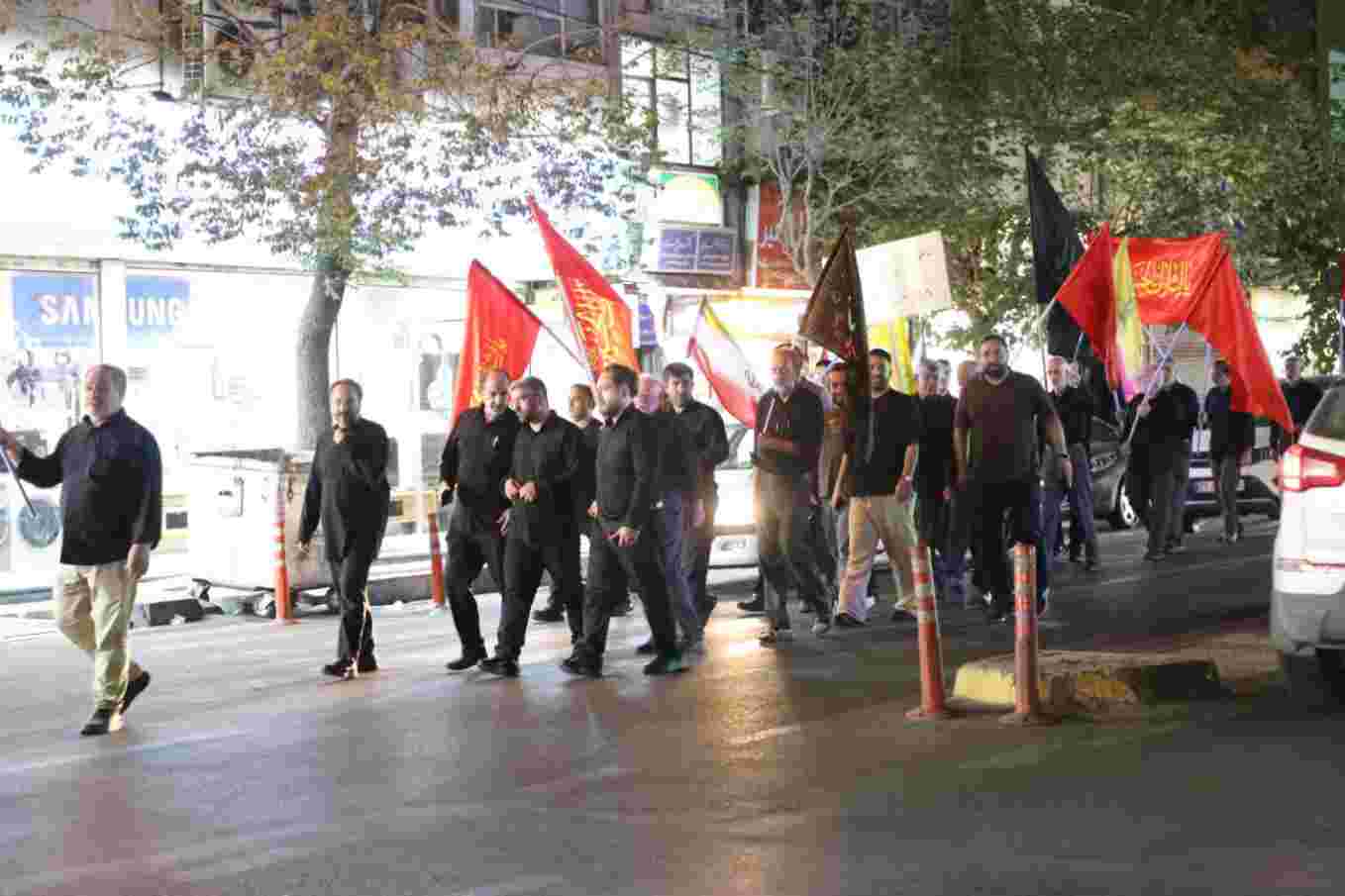 همراهی مدیریت شهری منطقه ۱۳ با تکایای مردمی