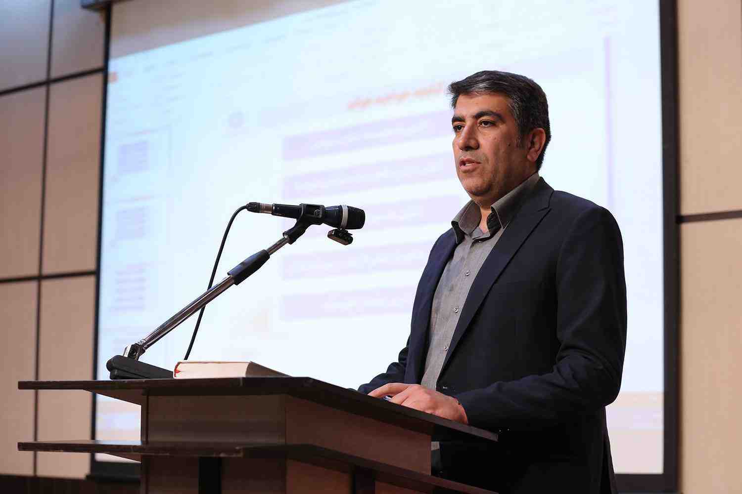 برگزاری نخستین دوره جامعه‌پذیری شهربانان، معبربانان و حریم‌بانان منطقه ۵؛ گامی نو در توانمندسازی نیروهای خط مقدم مدیریت شهری