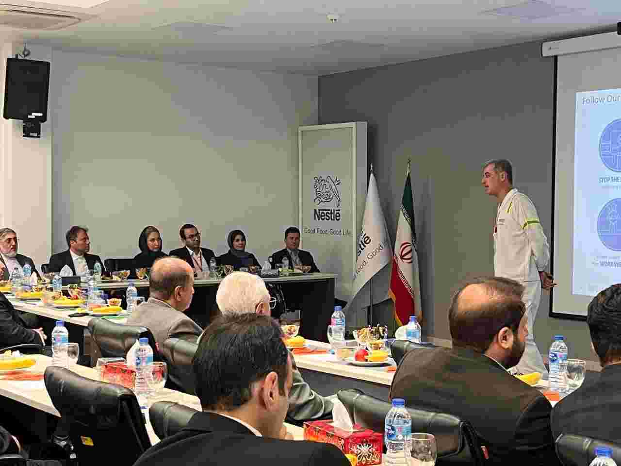 کارخانه نستله ایران میزبان هیئت عالی رتبه اقتصادی و سرمایه‌گذاری کشور شد