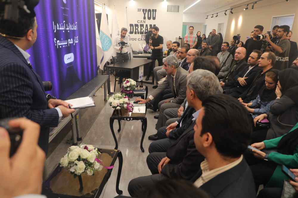 موسسه ملل با گام‌های جدید فناورانه، وارد فصل تازه‌ای شده است؛ بانکداری آینده بدون فناوری معنا ندارد