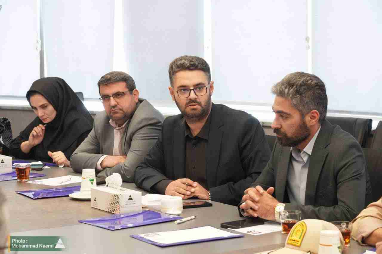 تمهیدات گسترده سازمان منطقه آزاد ارس برای برگزاری باشکوه آیین‌ های وداع و تشییع رهبر شهید انقلاب