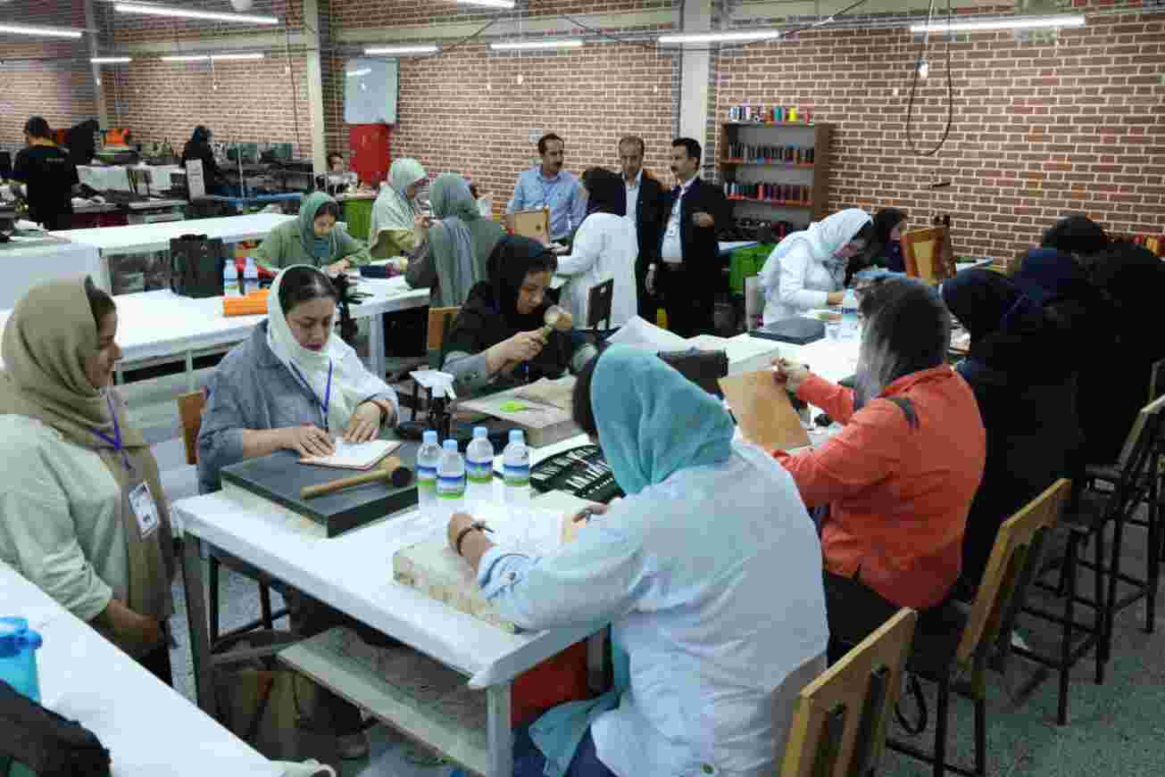 مارال چرم میزبان رقابت ۳۲ استعداد برتر در نخستین مسابقات مهارتی چرم البرز
