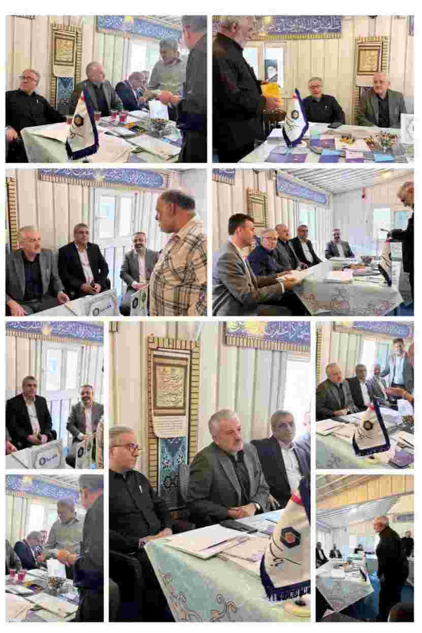 برپایی میز خدمت بانک سینا در نماز جمعه تهران