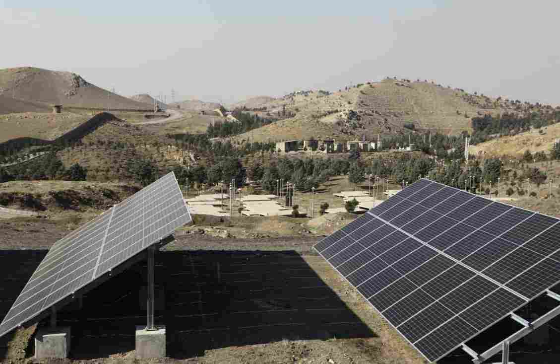 توسعه نیروگاه خورشیدی بوستان جنگلی سرخه‌حصار به ۱۵۵ کیلووات