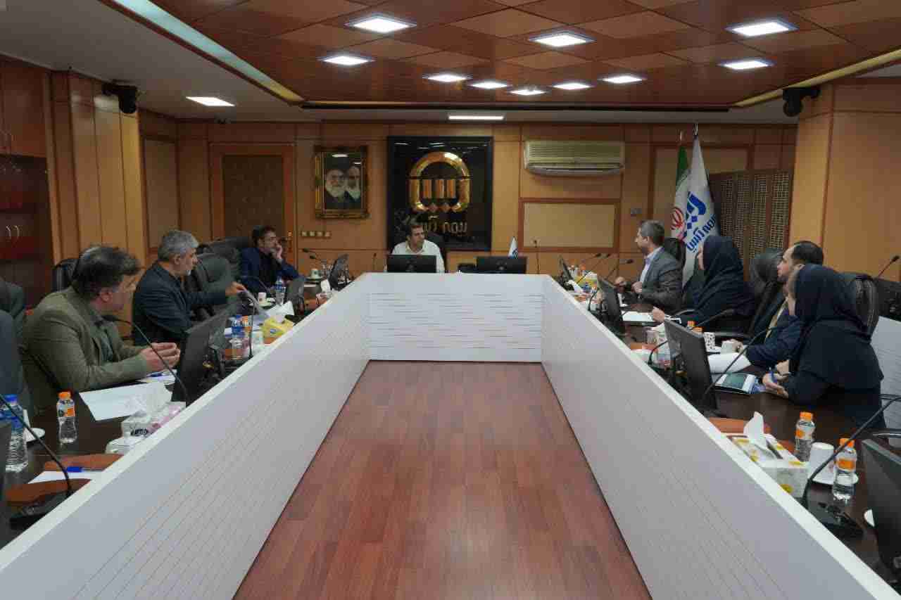 پایش برنامه‌های فصل نخست ۱۴۰۵ بیمه آسیا برگزار شد