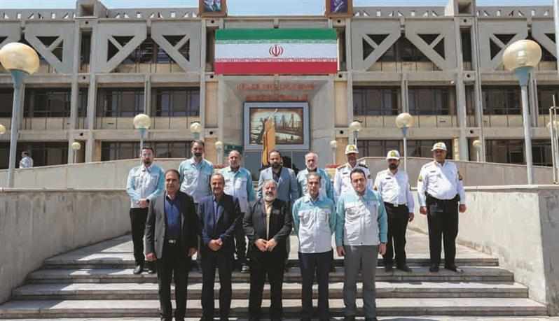 بازسازی سریع فولاد مبارکه با وجود تحریم‌ها و فشارهای جنگی، اقدامی جدی و جهادی است