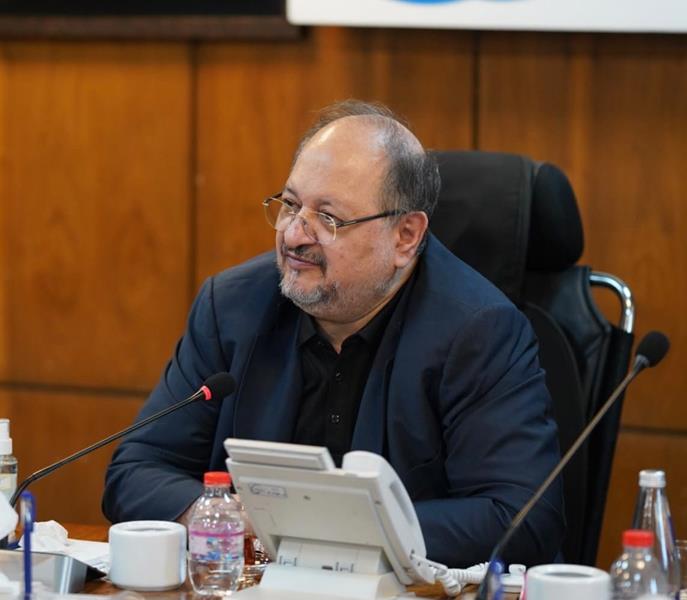 تأکید مدیرعامل هلدینگ خلیج‌فارس بر تسریع در اجرای پروژه‌های تأمین برق شرکت‌های آسیب‌دیده با مشارکت مپنا